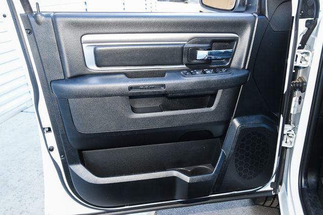 2024 Ram 1500 Classic Warlock Crew Cab 4x2 5'7" Box