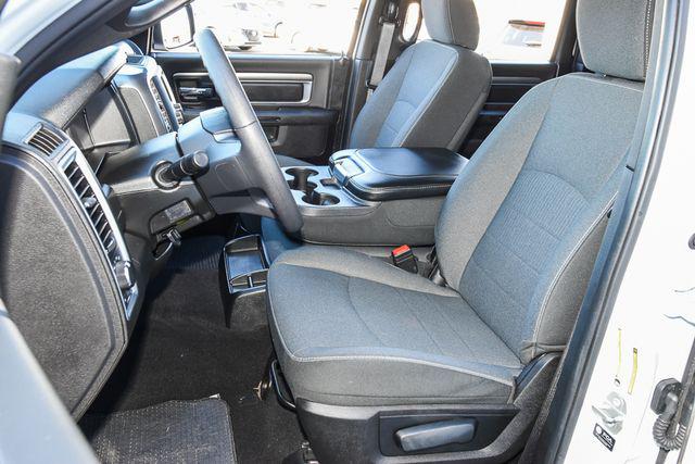 2024 Ram 1500 Classic Warlock Crew Cab 4x2 5'7" Box