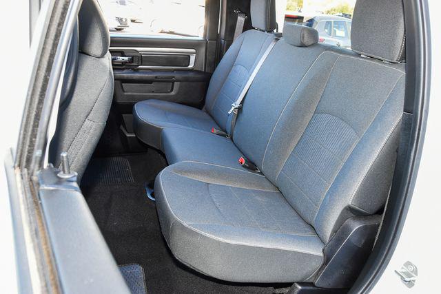 2024 Ram 1500 Classic Warlock Crew Cab 4x2 5'7" Box