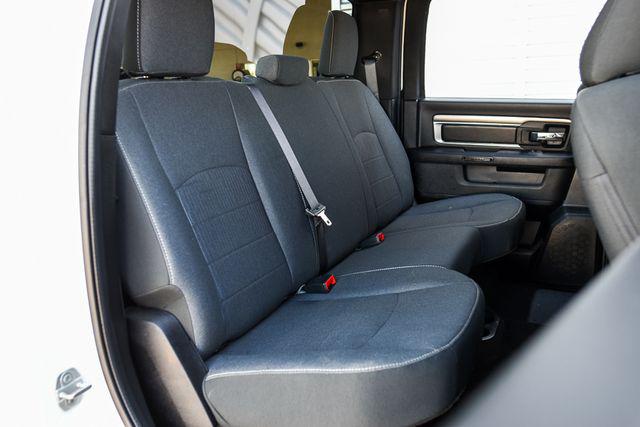 2024 Ram 1500 Classic Warlock Crew Cab 4x2 5'7" Box