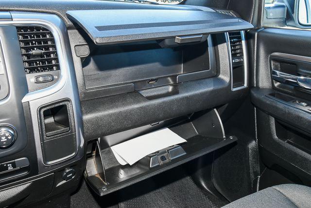 2024 Ram 1500 Classic Warlock Crew Cab 4x2 5'7" Box