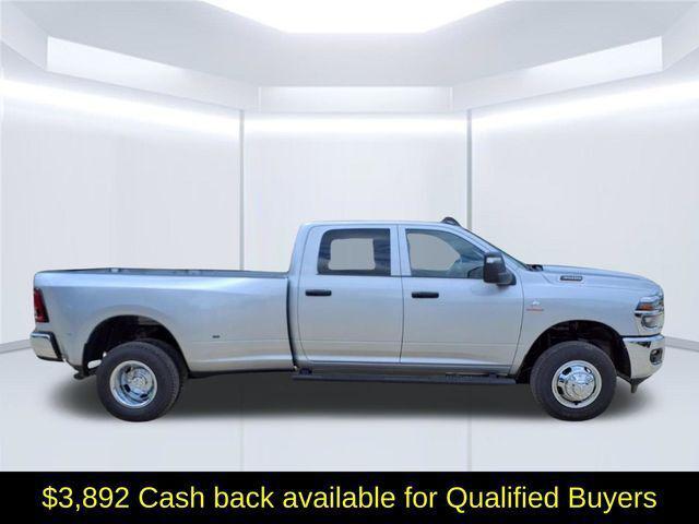 2026 RAM Ram 3500 RAM 3500 TRADESMAN CREW CAB 4X4 8 BOX 2026 RAM Ram 3500 RAM 3500 TRADESMAN CREW CAB 4X4 8 BOX