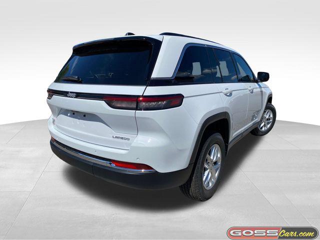 2026 Jeep Grand Cherokee GRAND CHEROKEE LAREDO X 4X4