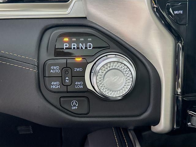 2026 Ram 1500 Tungsten Crew Cab 4x4 5'7" Box