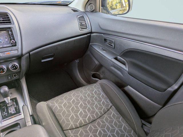 2025 Mitsubishi Outlander Sport 2.0 ES AWC