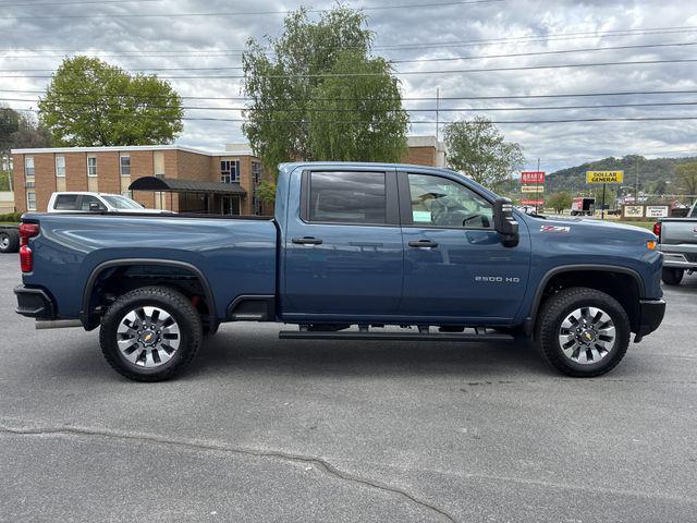 2026 Chevrolet Silverado 2500HD Crew Cab, Standard Bed, WT, 4WD