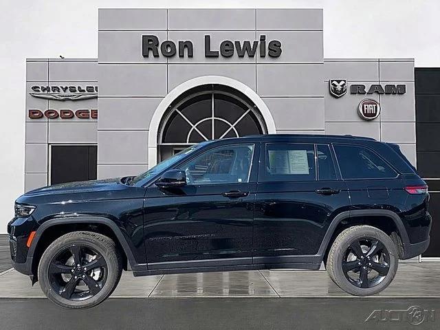 2023 Jeep Grand Cherokee Limited 4x4 2023 Jeep Grand Cherokee Limited 4x4