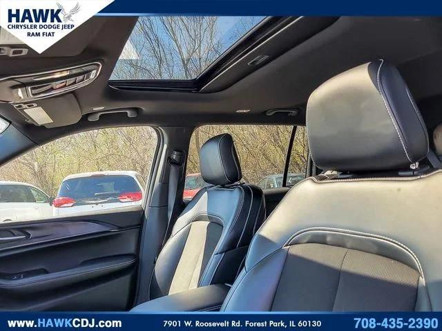 2024 Jeep Grand Cherokee L Altitude X 4x4