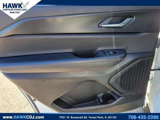 2024 Jeep Grand Cherokee L Altitude X 4x4