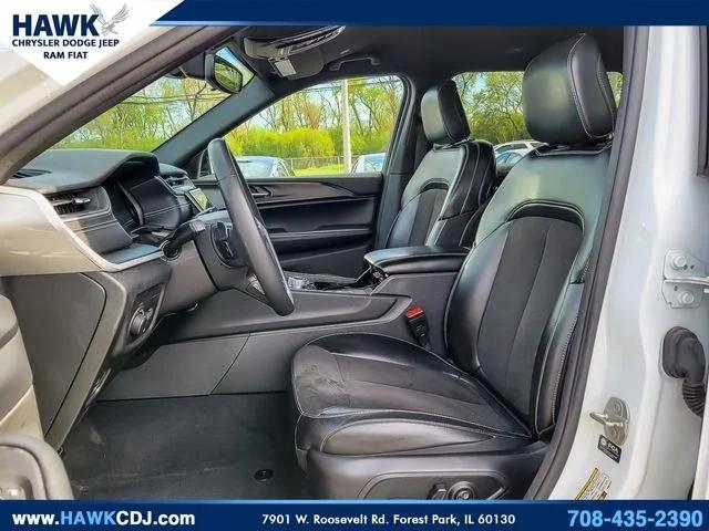 2023 Jeep Grand Cherokee L Altitude 4x2