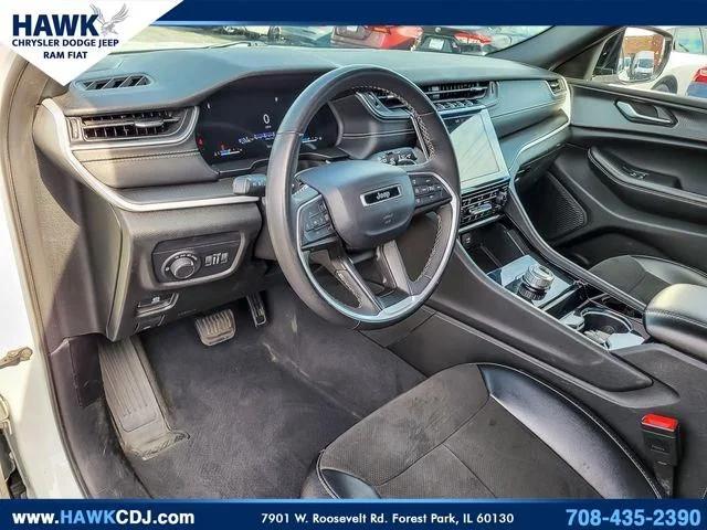 2023 Jeep Grand Cherokee L Altitude 4x2