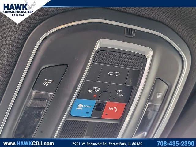 2023 Jeep Grand Cherokee L Altitude 4x2