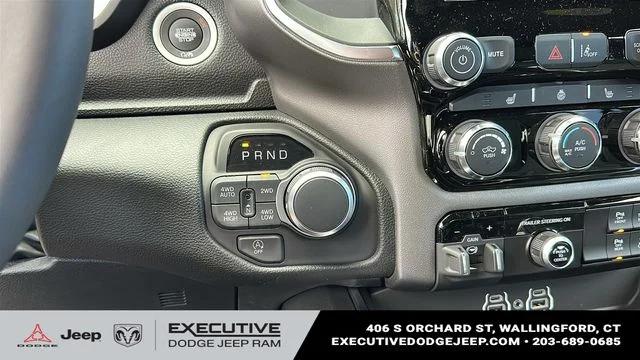 2026 Ram 1500 Big Horn Crew Cab 4x4 5'7" Box