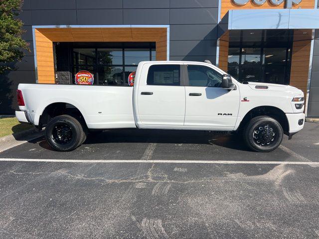 2026 Ram 3500 Big Horn Crew Cab 4x4 8' Box