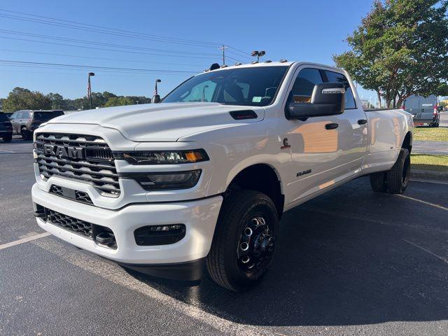 2026 Ram 3500 Big Horn Crew Cab 4x4 8' Box