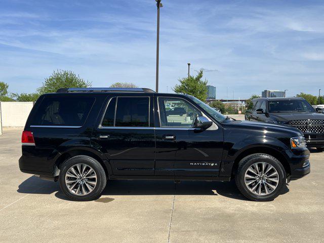2017 Lincoln Navigator Select