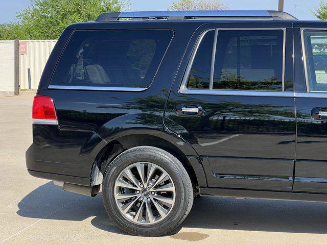 2017 Lincoln Navigator Select