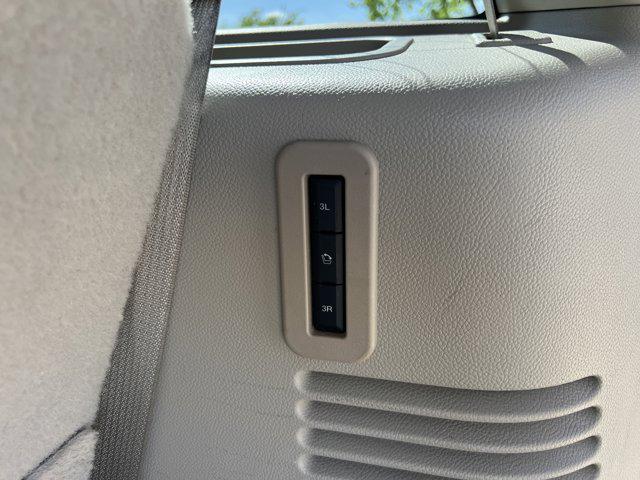 2017 Lincoln Navigator Select