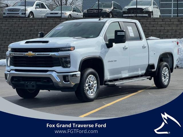 2025 Chevrolet Silverado 2500HD 4WD Crew Cab Standard Bed LT for sale in Traverse City, MI