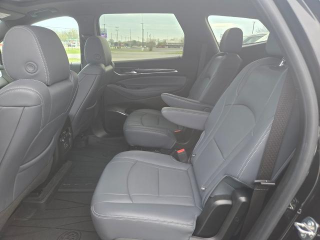 2024 Buick Enclave Essence FWD