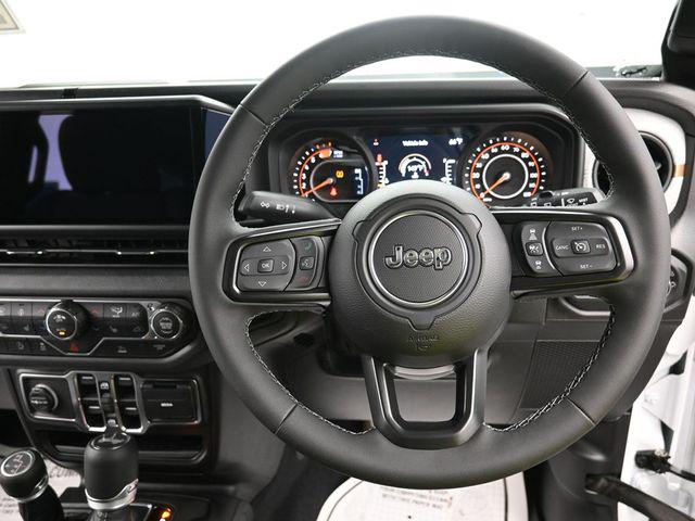 2026 Jeep Wrangler 4-Door Sport RHD 4x4
