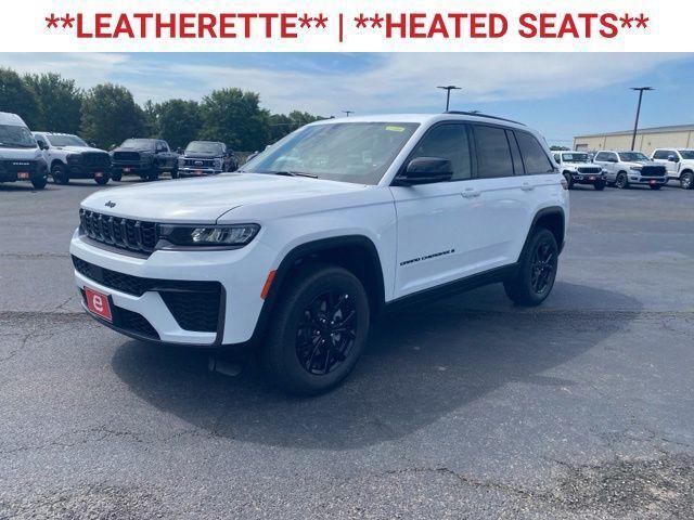 2026 Jeep Grand Cherokee GRAND CHEROKEE LAREDO ALTITUDE 4X2