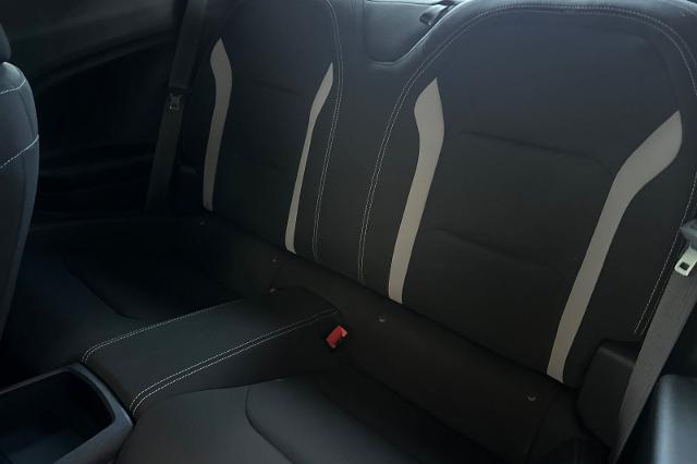2021 Chevrolet Camaro RWD Coupe 1LT