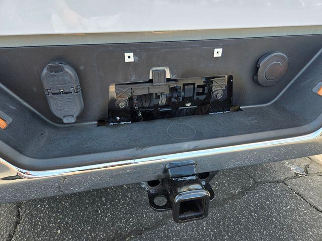 2022 Chevrolet Silverado 1500 4WD Crew Cab Standard Bed LT
