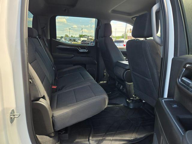 2022 Chevrolet Silverado 1500 4WD Crew Cab Standard Bed LT