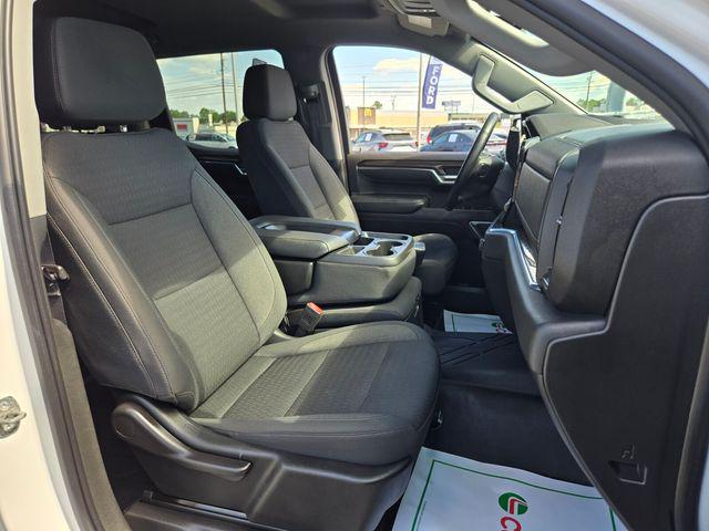 2022 Chevrolet Silverado 1500 4WD Crew Cab Standard Bed LT