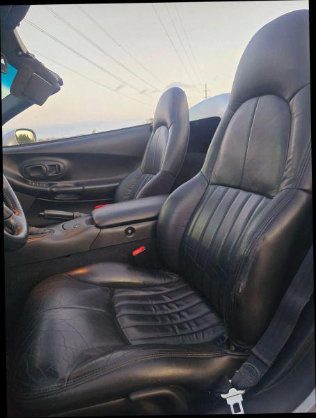 1998 Chevrolet Corvette Base