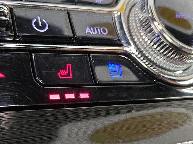2023 Lincoln Nautilus Black Label