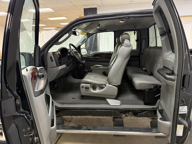 2006 Ford F-350 Lariat Super Duty