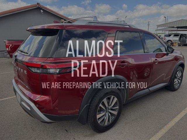 2023 Nissan Pathfinder SL FWD
