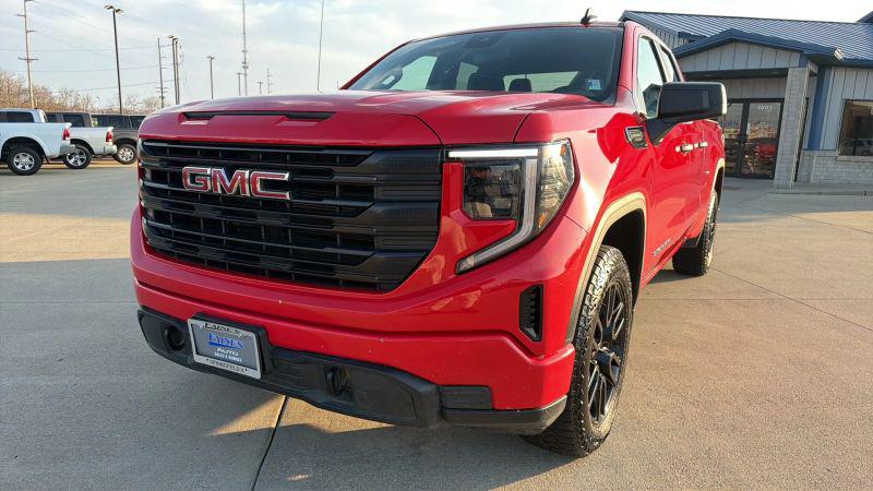 2023 GMC Sierra 1500 4WD Double Cab Standard Box Pro for sale in Springfield, IL