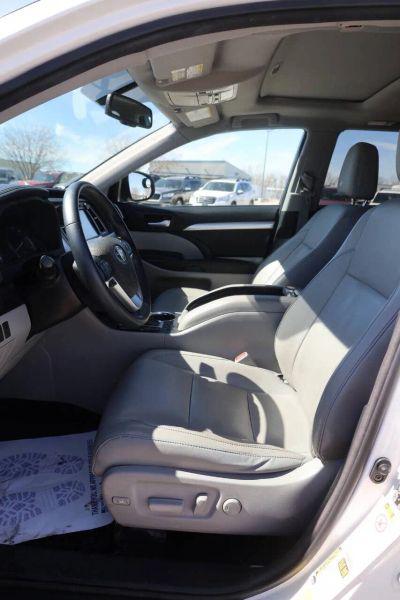 2016 Toyota Highlander XLE V6