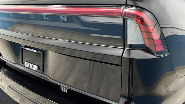 2025 Lincoln Navigator Reserve L