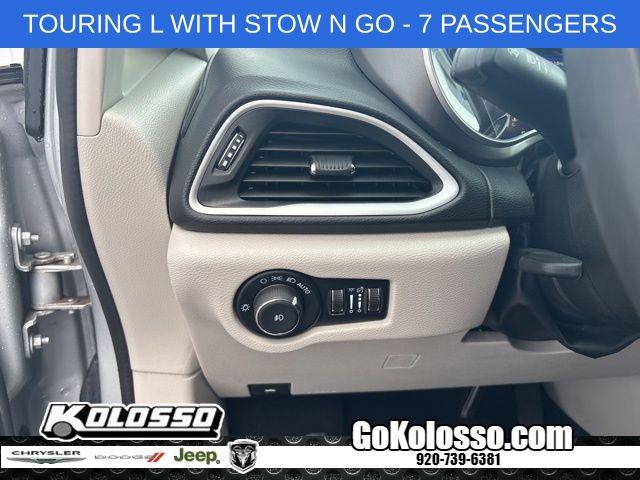 2024 Chrysler Pacifica Touring L