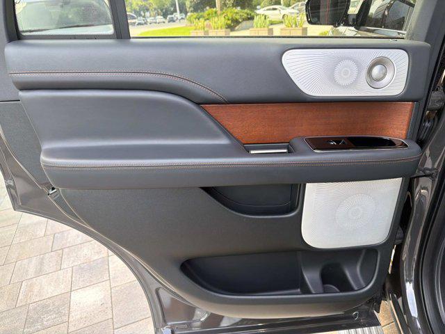2024 Lincoln Navigator Black Label