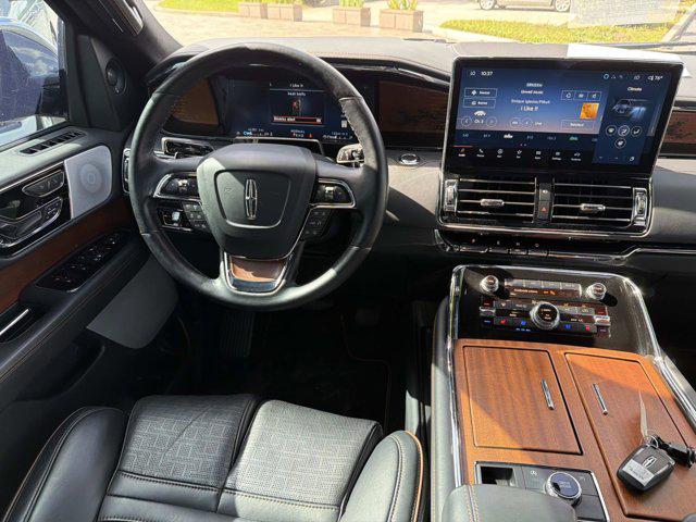 2024 Lincoln Navigator Black Label