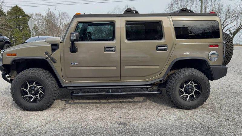 2006 HUMMER H2 Base