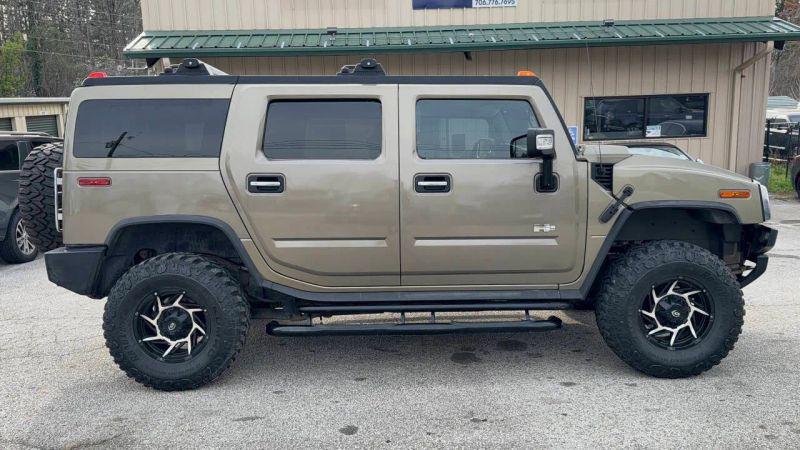 2006 HUMMER H2 Base