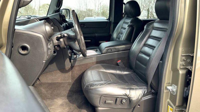 2006 HUMMER H2 Base