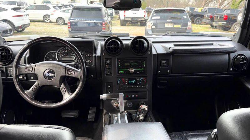 2006 HUMMER H2 Base