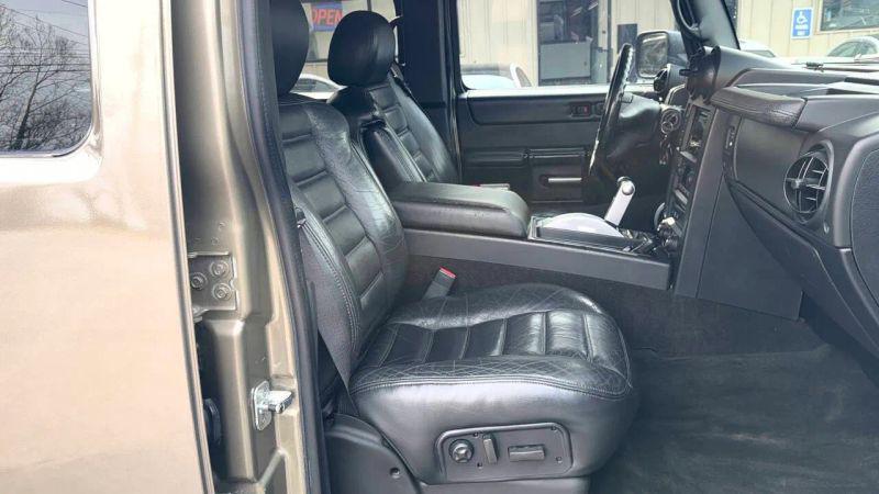 2006 HUMMER H2 Base