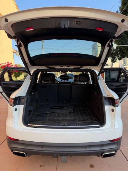 2019 Porsche Cayenne Base