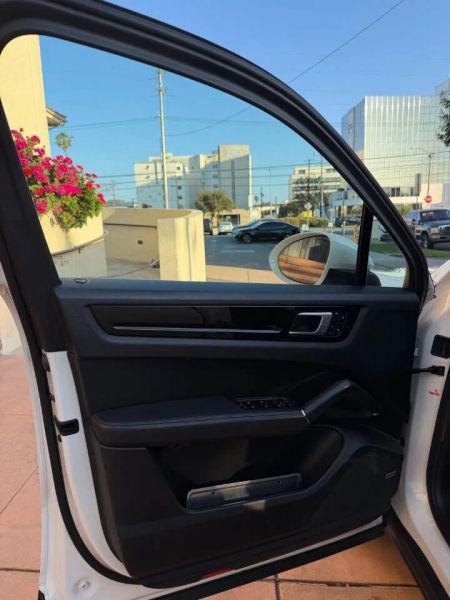 2019 Porsche Cayenne Base