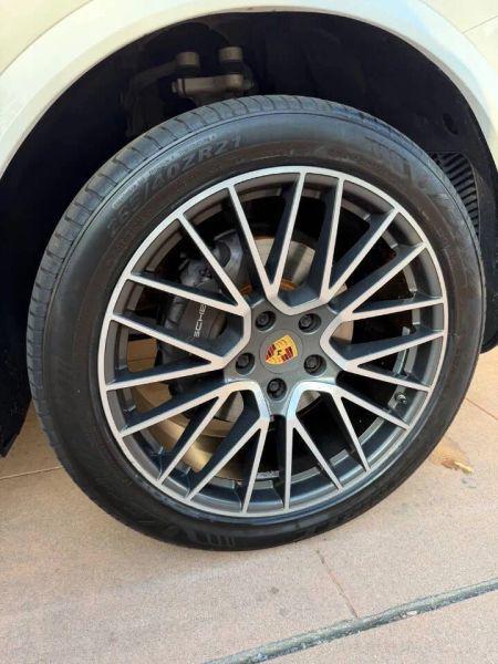 2019 Porsche Cayenne Base