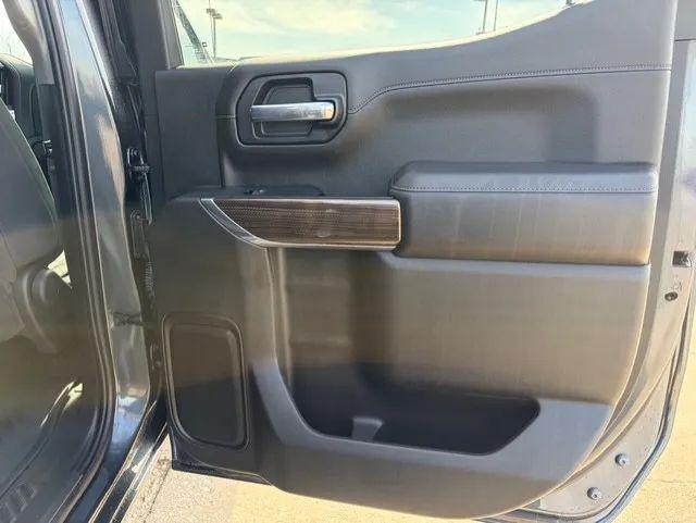 2021 Chevrolet Silverado 1500 4WD Crew Cab Short Bed RST