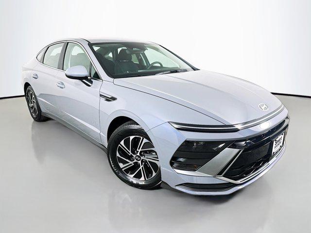 2026 Hyundai Sonata Hybrid Blue
